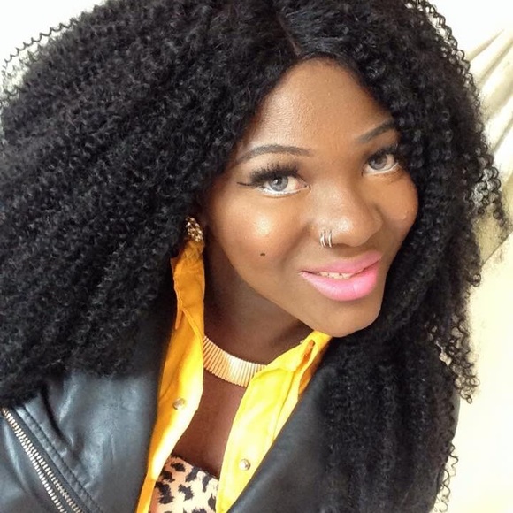 Meet your Posher, Naomi - Picture 5 of 12